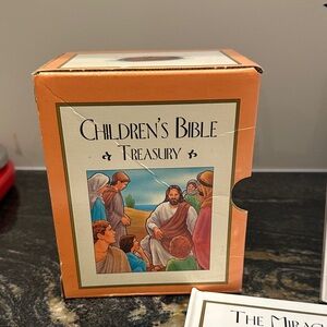 Children's Bible Treasury Box Set